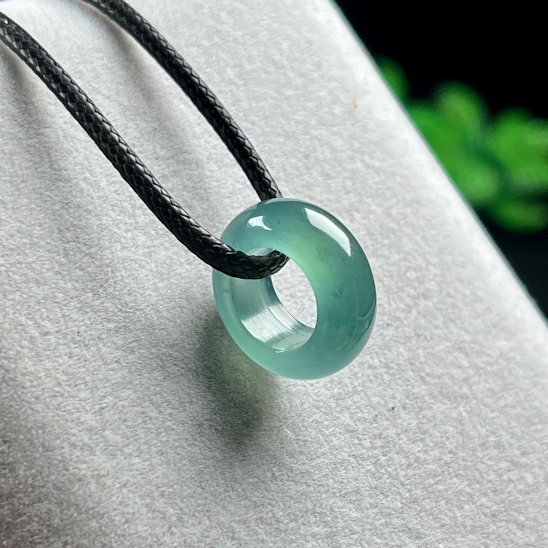 Necklace Pendant - Natuurlijke smaragd blauw water gelukskraal ring